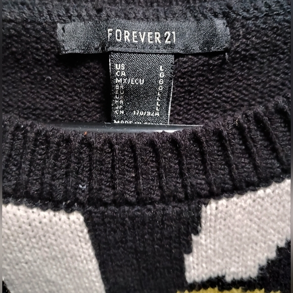 Forever 21 Happy Face Sweater Vest - Picture 5 of 6